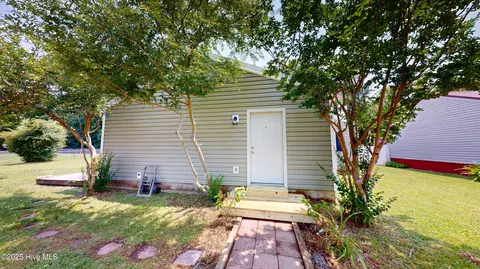 973 Ramsey Rd, Jacksonville, NC 28546