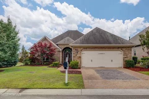 7016 Rock Creek Cir, Wilmington, NC 28405