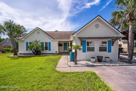 1005 Pleasant Dale Dr, Wilmington, NC 28412