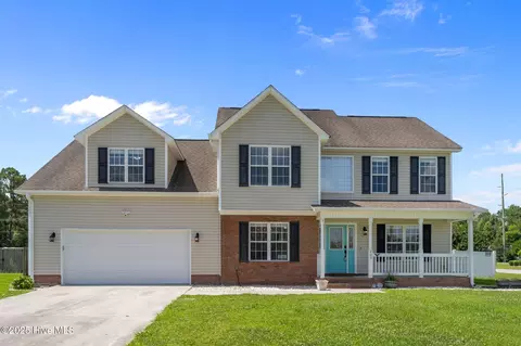 200 Honey Ct E, Jacksonville, NC 28540