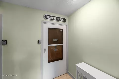 6227 Harbourside Dr, New Bern, NC 28560