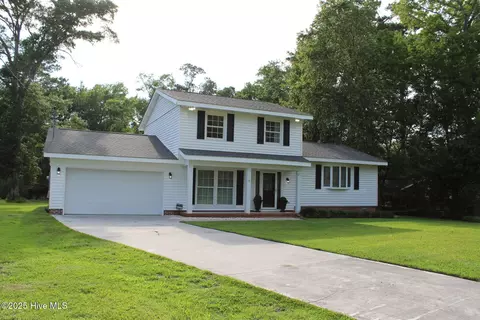 4127 Plantation Rd, Morehead City, NC 28557