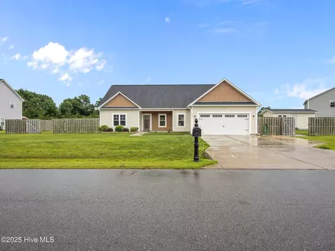 Exterior - 500 Perth Ct, Hubert, NC 28539 photo 8 of 8
