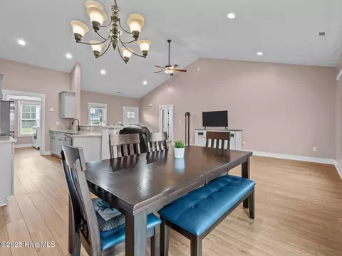 Dining - 500 Perth Ct, Hubert, NC 28539 photo 2 of 3