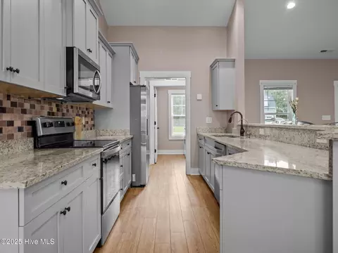 Kitchen - 500 Perth Ct, Hubert, NC 28539 photo 1 of 5