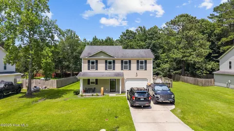 4640 Wilcox Rd, New Bern, NC 28562