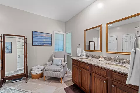 Bath - 35 Brookhaven Rd, Pinehurst, NC 28374 photo 4 of 6