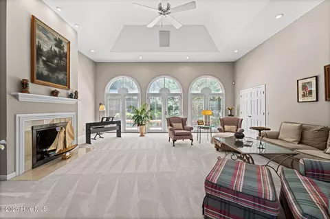 Living - 35 Brookhaven Rd, Pinehurst, NC 28374 photo 2 of 4