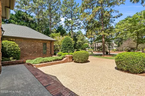 Exterior - 35 Brookhaven Rd, Pinehurst, NC 28374 photo 3 of 18