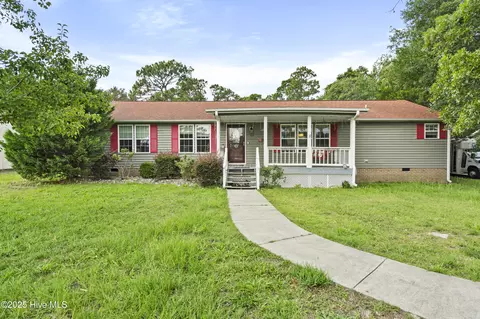 157 Nine Mile Rd, Newport, NC 28570