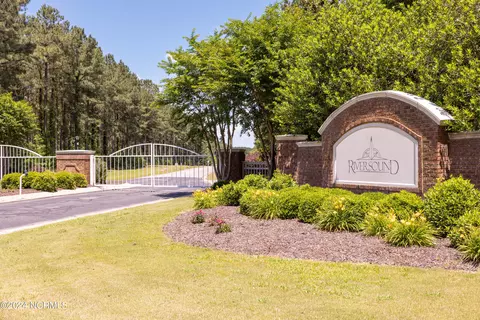 409 Riversound Dr, Edenton, NC 27932