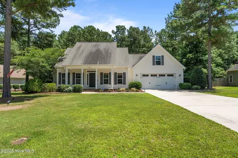 120 Timberwood Dr, Cameron, NC 28326