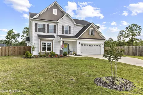57 N Passerine Path, Hampstead, NC 28443