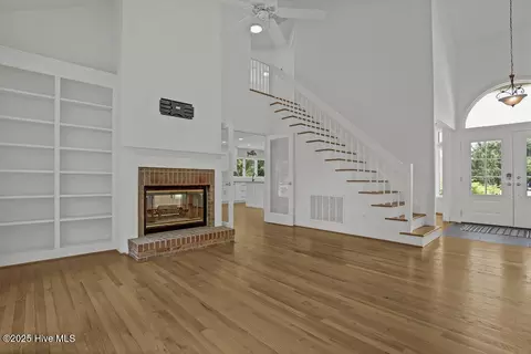 Living - 108 Sound View Dr, Hampstead, NC 28443 photo 1 of 3