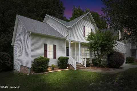 82 Finley Ct, Clayton, NC 27520