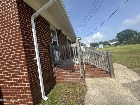 Exterior - 648 Shell Hill Rd, Sea Level, NC 28577 photo 6 of 9