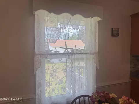 Dining - 648 Shell Hill Rd, Sea Level, NC 28577 photo 1 of 2