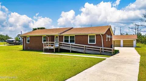 648 Shell Hill Rd, Sea Level, NC 28577