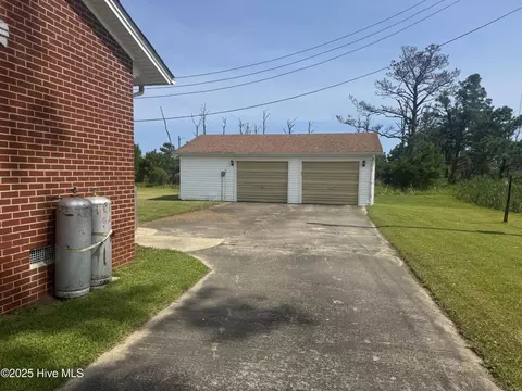 Exterior - 648 Shell Hill Rd, Sea Level, NC 28577 photo 2 of 9