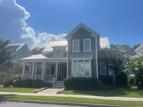 1004 Midnight Channel Rd, Wilmington, NC 28403