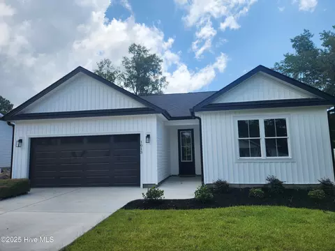 1013 High Point Ave SW, Calabash, NC 28467