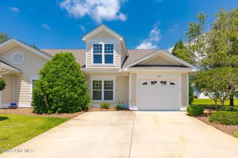 307 Sweetwater Cv, Newport, NC 28570