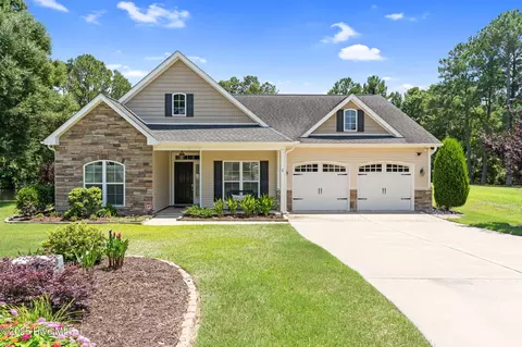 3710 Calla Lilly Ct, Southport, NC 28461