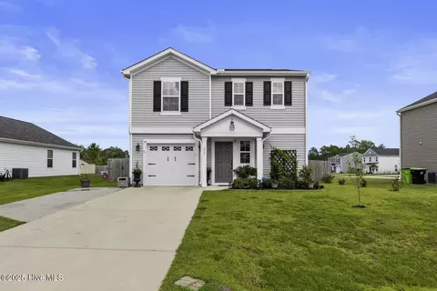 215 New Home Pl, Holly Ridge, NC 28445