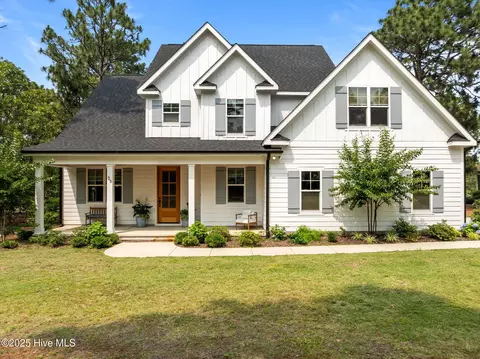 28 Kahkwa Trl, Pinehurst, NC 28374