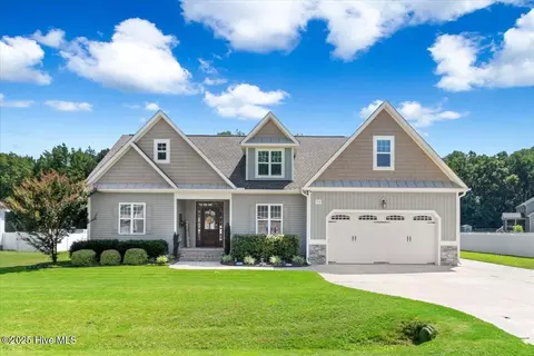308 Nashville Dr, Archer Lodge, NC 27527