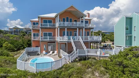 4601 Ocean Dr, Emerald Isle, NC 28594