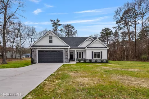 3097 Banks School Rd, Kinston, NC 28504
