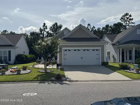 5045 Ballast Rd, Southport, NC 28461