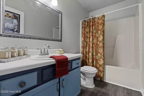 Bath - 324 Foxridge Ln, Hubert, NC 28539 photo 1 of 3