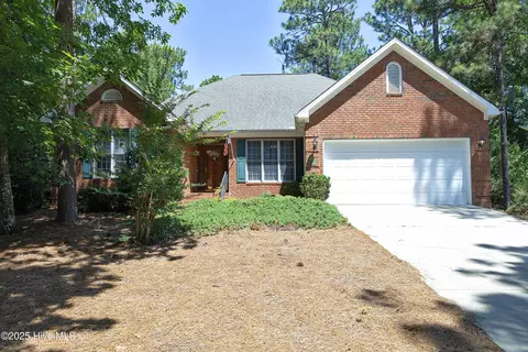 5 Sassafras Ln, Pinehurst, NC 28374