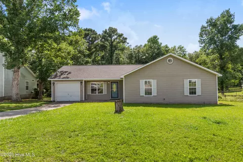227 Chaparral Trl, Jacksonville, NC 28546