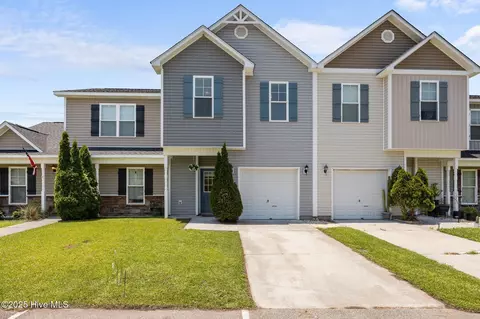 304 Cedar Island Trl, Holly Ridge, NC 28445