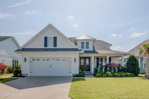 1033 Cranford Dr, Wilmington, NC 28411