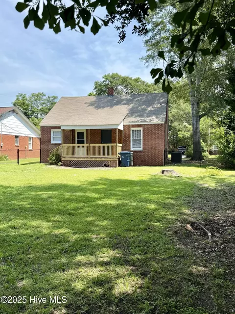 603 E 8th St, Washington, NC 27889 photo 9