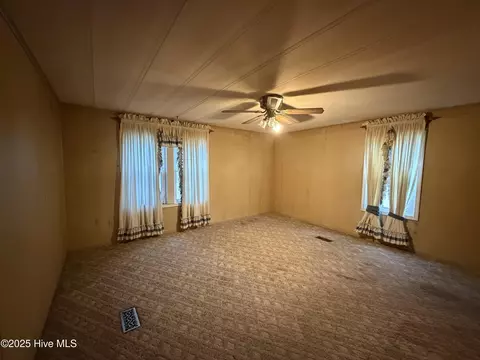 2537 Whichards Beach Rd, Chocowinity, NC 27817 photo 17