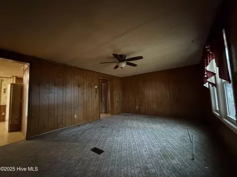 2537 Whichards Beach Rd, Chocowinity, NC 27817 photo 9