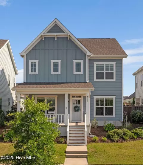 4563 Old Towne St, Wilmington, NC 28412