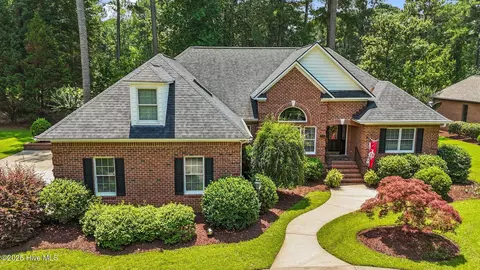 406 Potomac Dr, Chocowinity, NC 27817