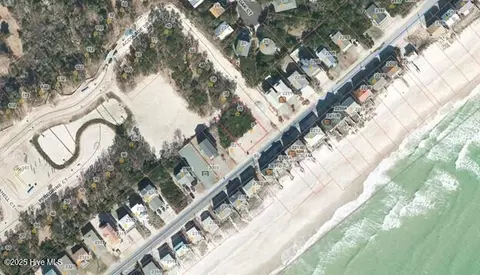 5 Accolade Dr, Surf City, NC 28445