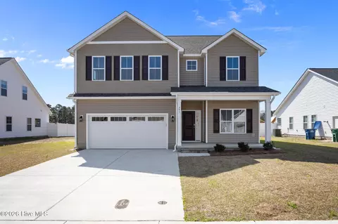 341 Oleander Dr, Greenville, NC 27858