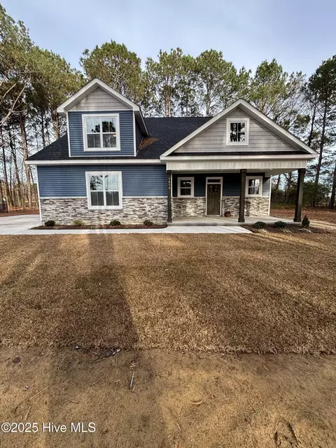 1674 Black Jack Grimesland Rd, Grimesland, NC 27837