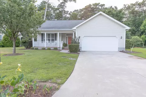 1113 Palmer Way, Morehead City, NC 28557