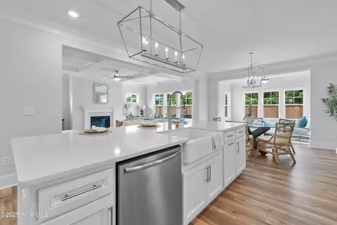244 Planters Walk, Hampstead, NC 28443 photo 12