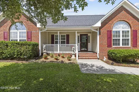 241 Emerald Ridge Rd, Jacksonville, NC 28546