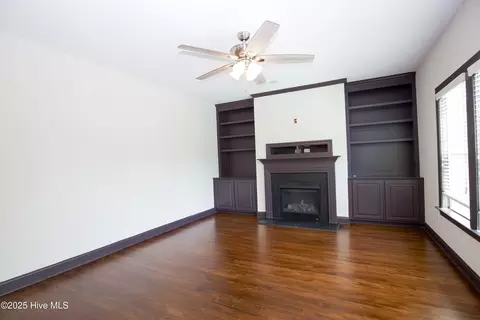 Living - 50 Pedley Pl, Cameron, NC 28326 photo 3 of 7